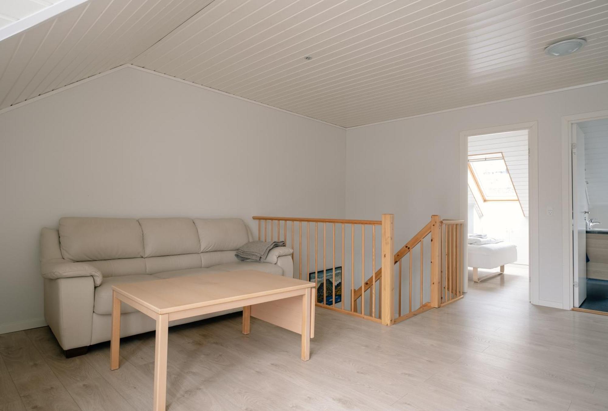 Spacious City Center Home By The Sea Klaksvik Luaran gambar